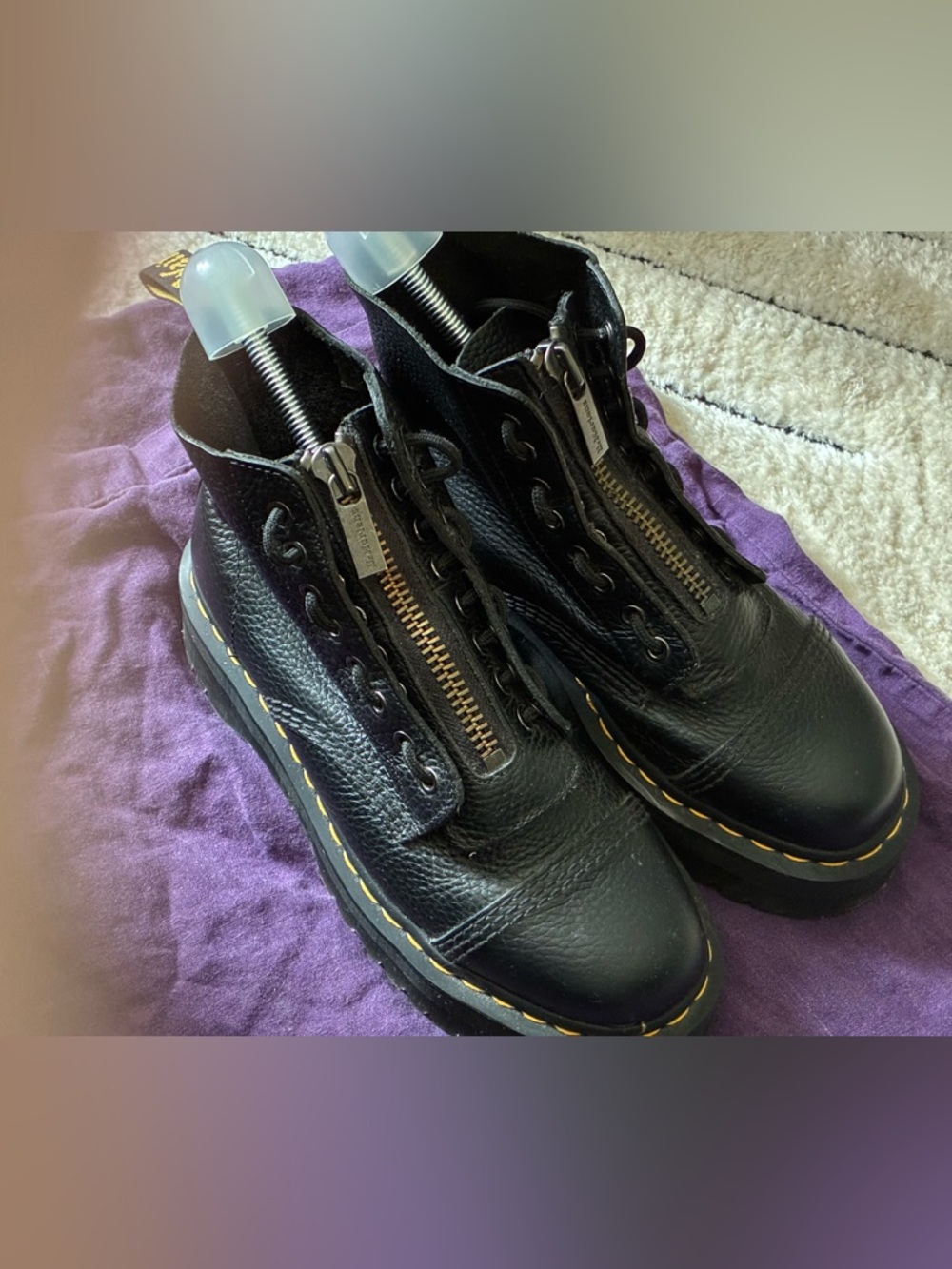 Dr. Martens Black Sinclair leather Zip-Front Combat Boots. - Picture 4 of 10
